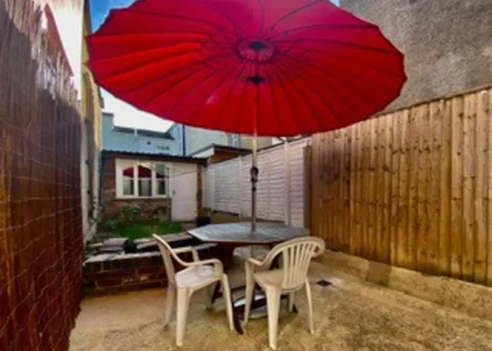 64 Bath Road - Ground Floor